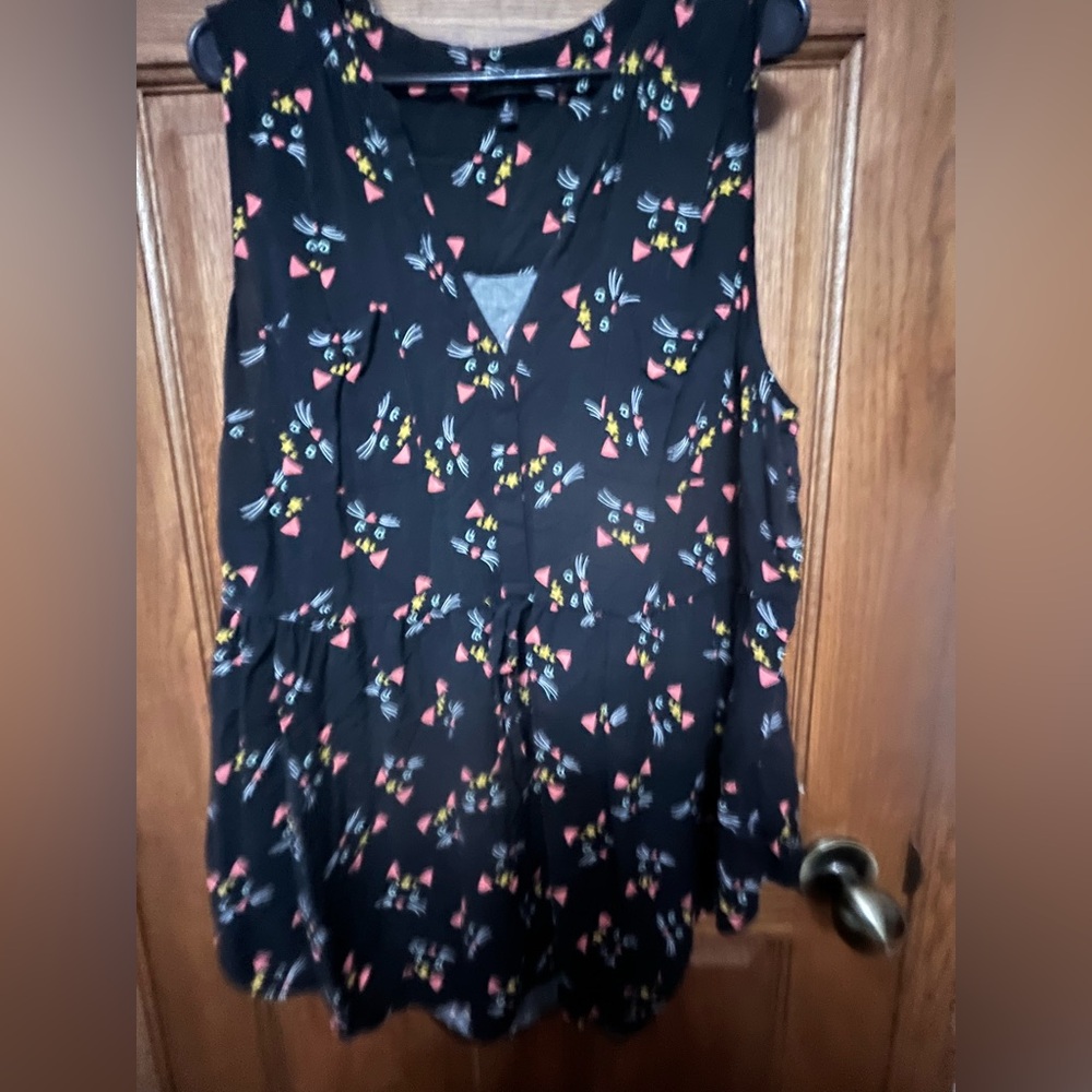 Torrid Black Top with Colorful Cat Print